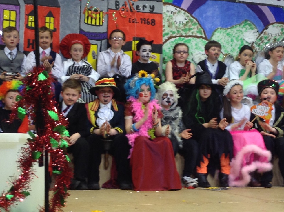 Shoeless girl leaves speechless audience.....